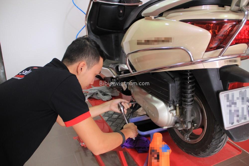 Cứu hộ xe máy Phú Nhuận  Danh sách tiệm sửa xe máy gần đây nhất